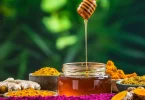 The Proper Way to Eat Honey According to Ayurveda